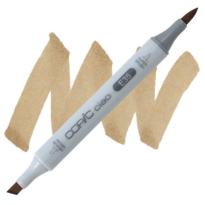 Copic Ciao Marker with a chamois tip, showing the double-ended design with a fine tip on one end and a broad tip on the other.