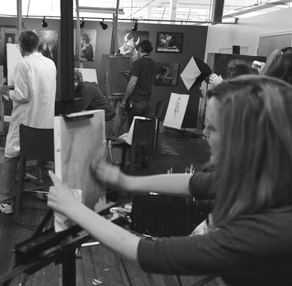 👗 Costumed or Themed Figure Drawing Sessions: INSTRUCTED